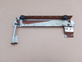 Mechanism/ Bracket/ R.H (AMi J200)