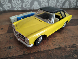 Mercedes 230 SL Gama / Germany / Draad besturing 30cm