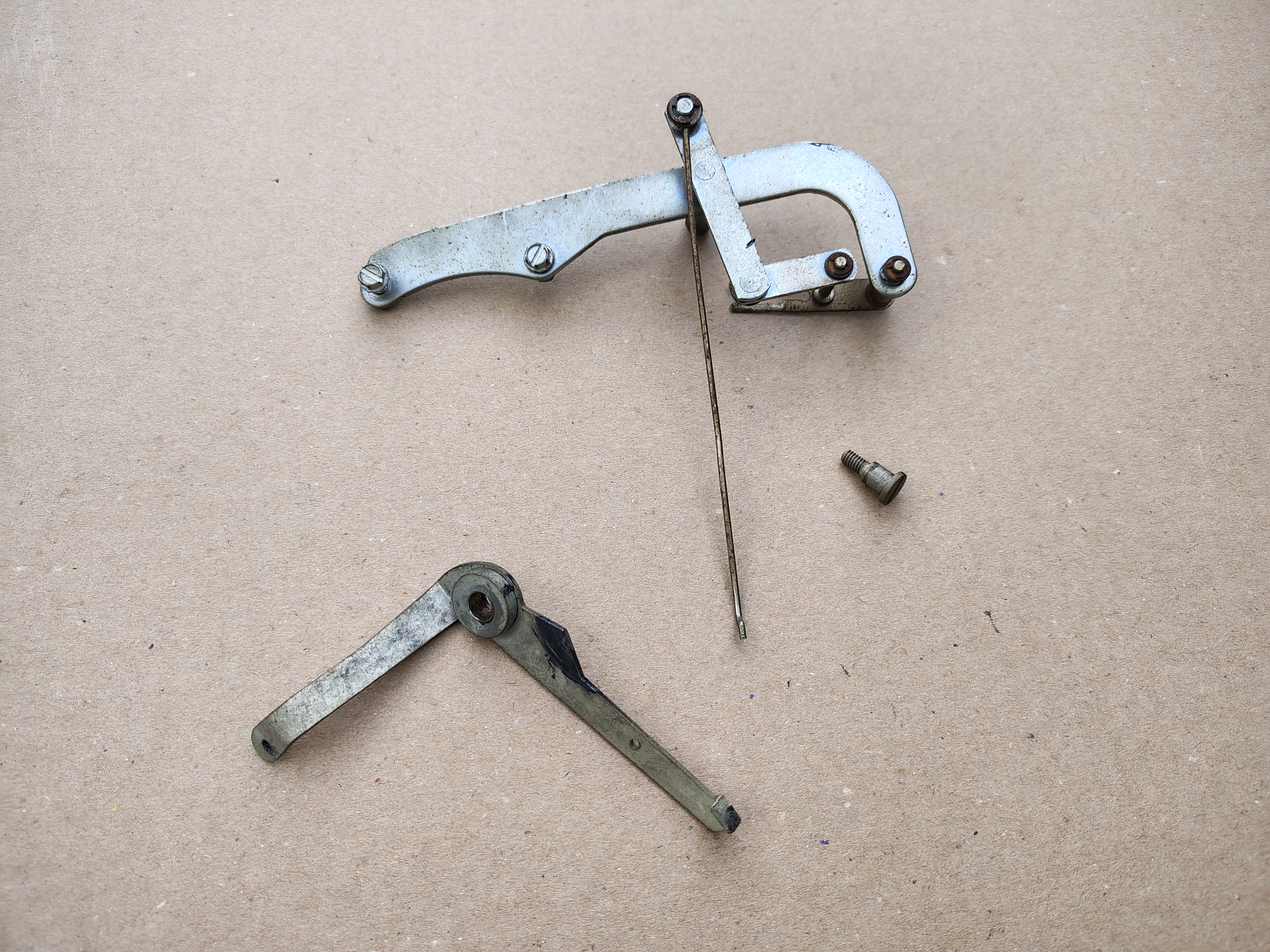 Brush + Stripper Plate /Mechanism (Seeburg Showcase)