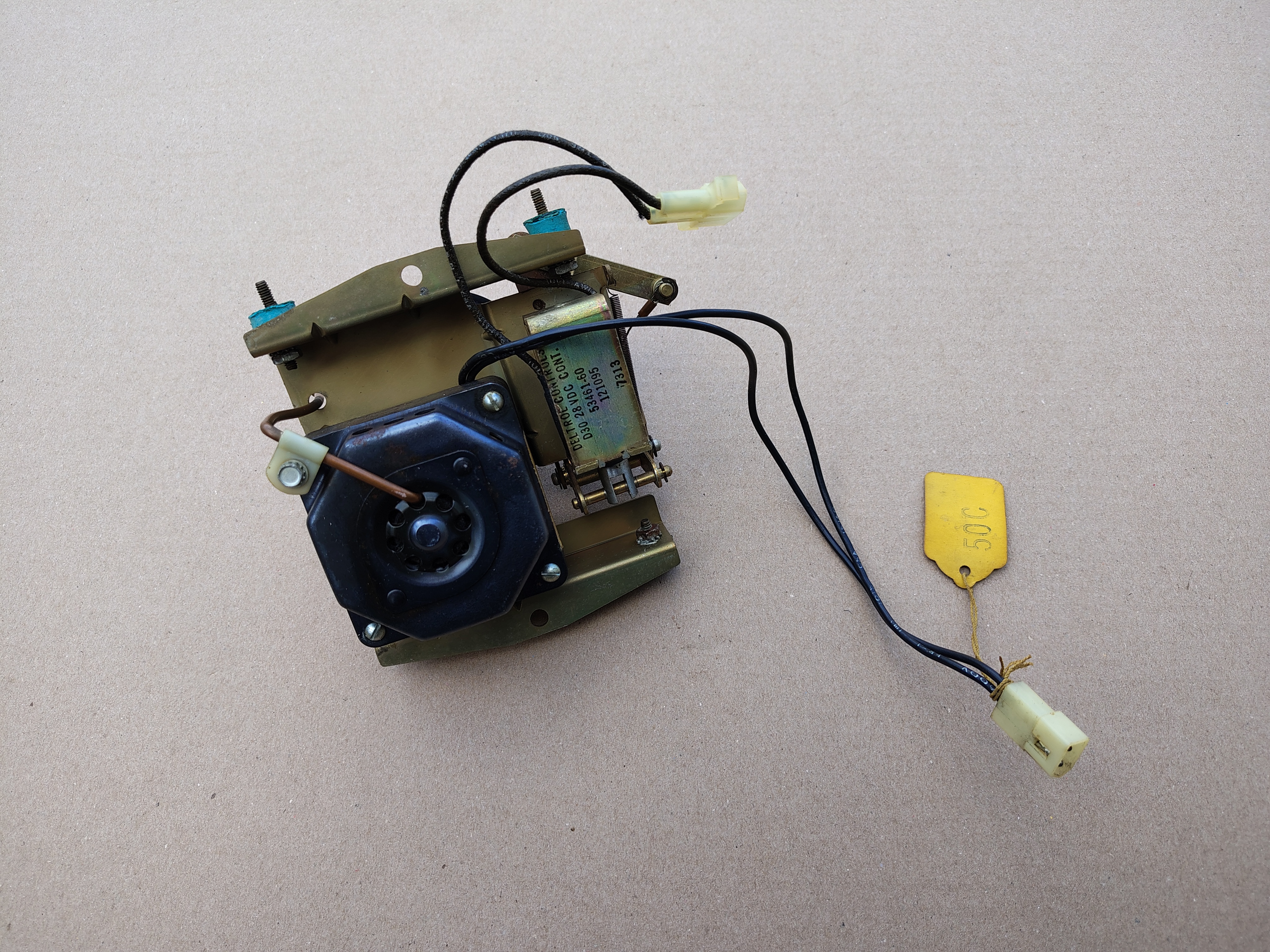 Turntable Motor/ Mechanism (Wurlitzer 3700/3710)