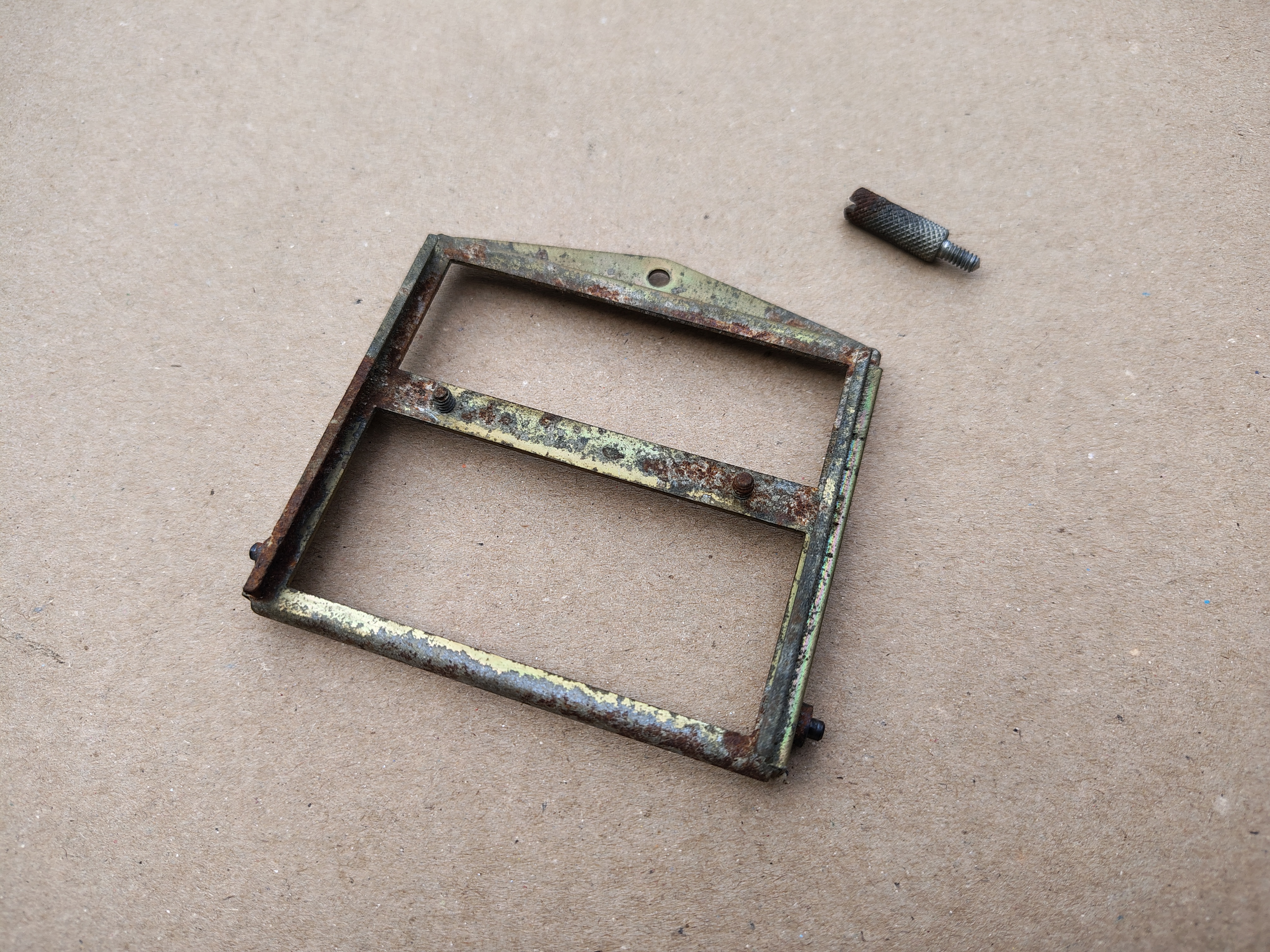 Bracket/ Frame/ Pricing Plastic (Wurlitzer 3000)