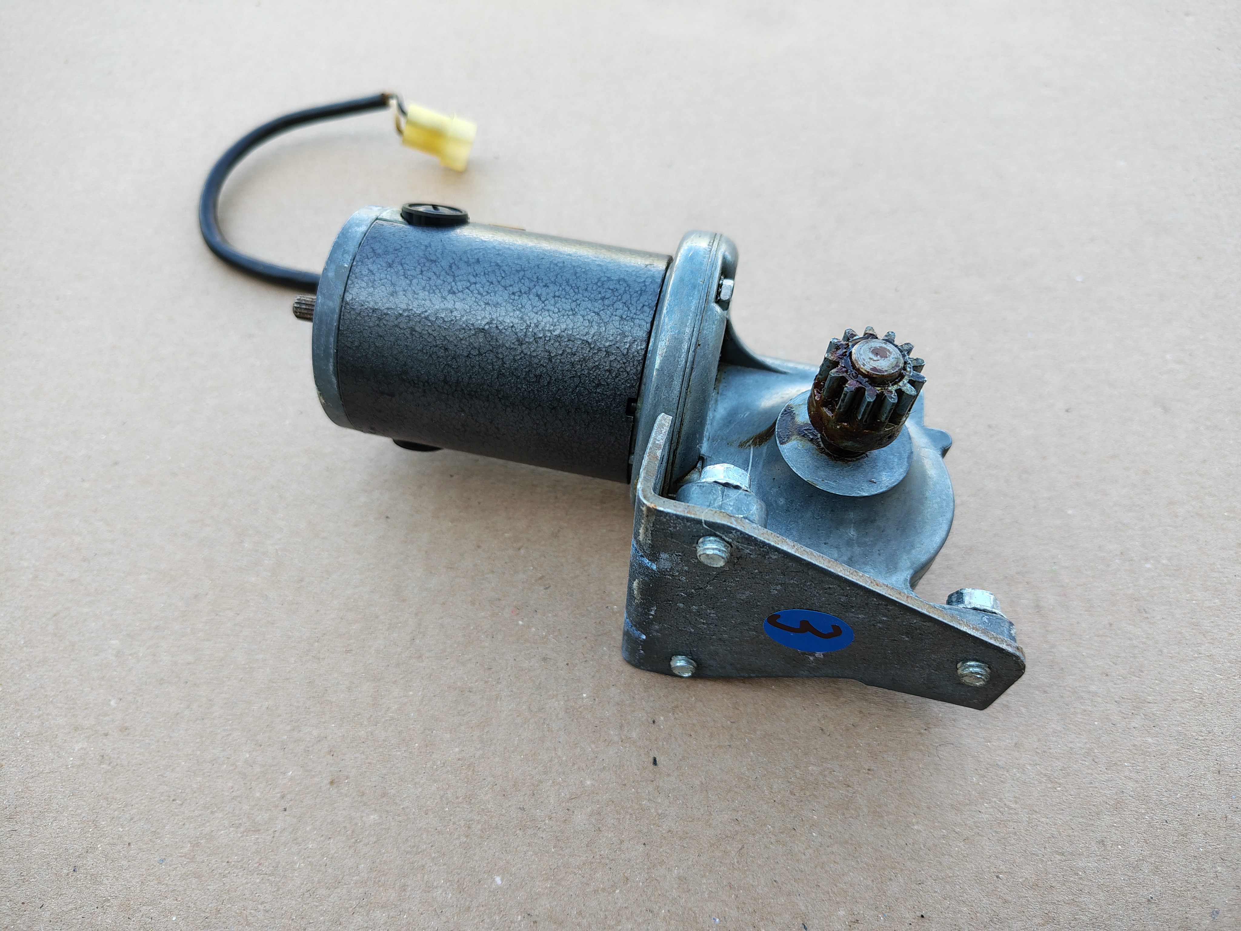 Gripper Motor/ Mechanism (Rock-Ola 464)