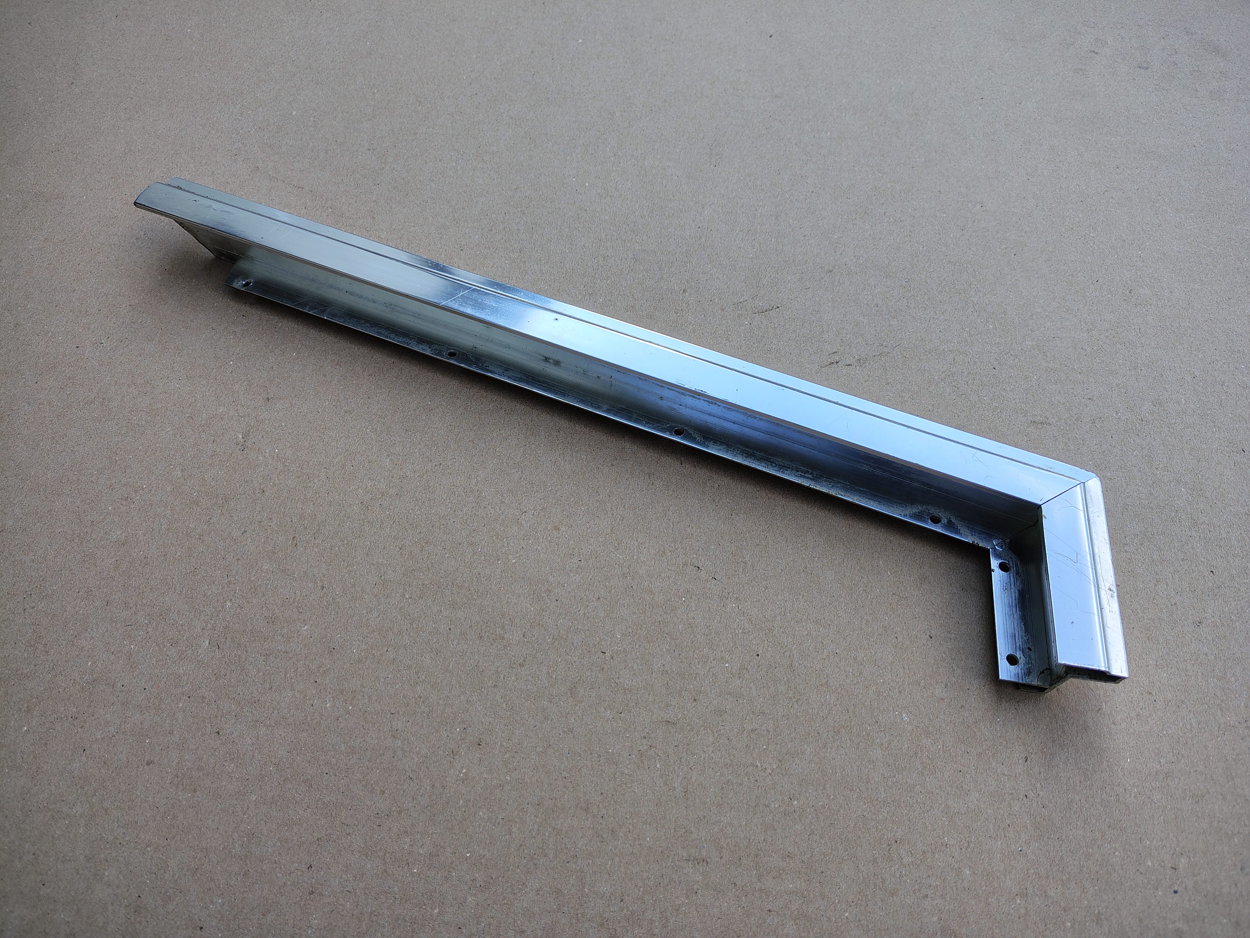 Casting/ List/ Top/ LH (Rock-ola 414/ Capri II (1964)