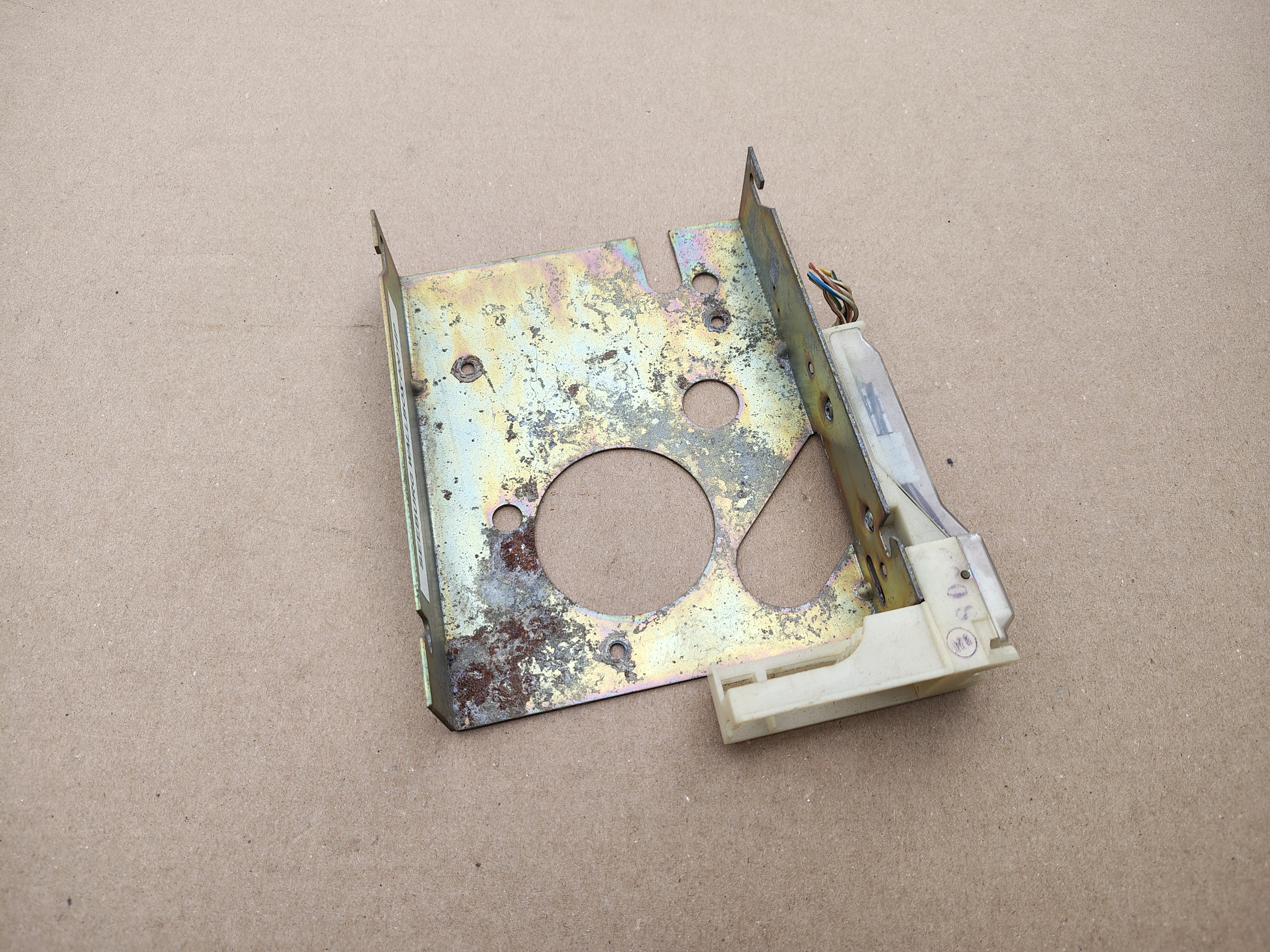 Slug Rejector Frame (Seeburg Wallbox 3 Dec)