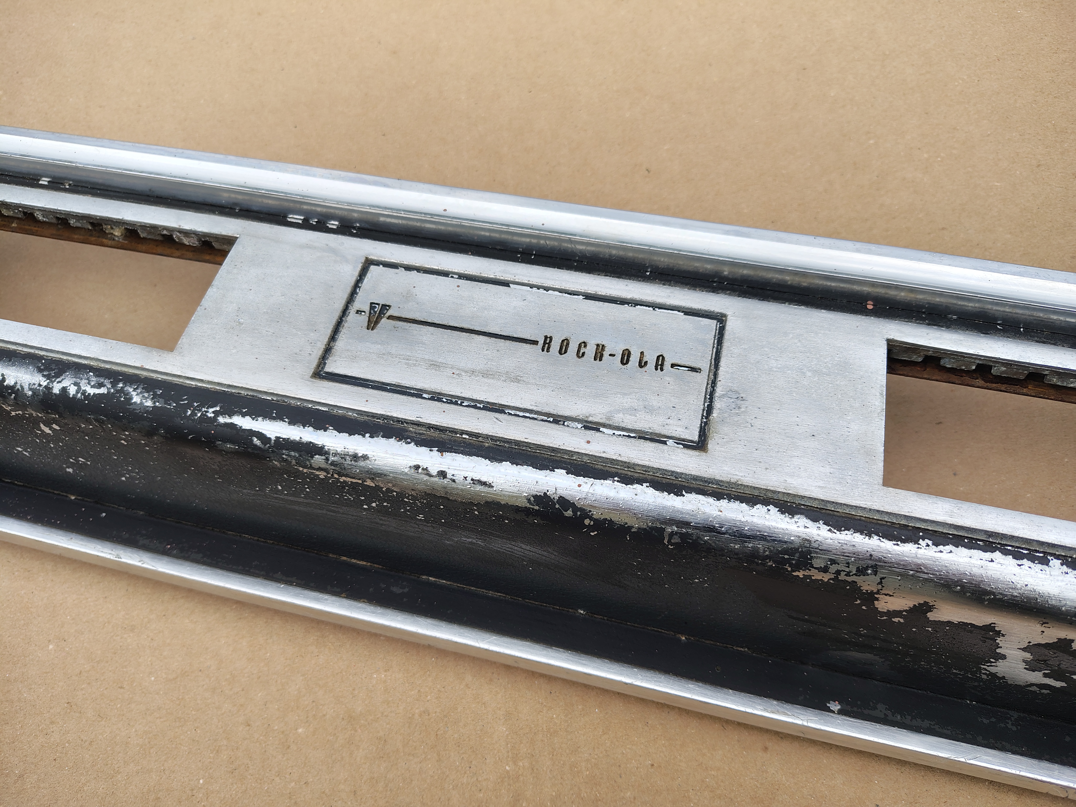 Push Button Panel/ Casting (Rock-ola 414/ Capri II (1964)