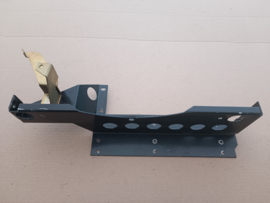 Bracket/ RH/ Mechanism (Wurlitzer 1050/ Sonata)