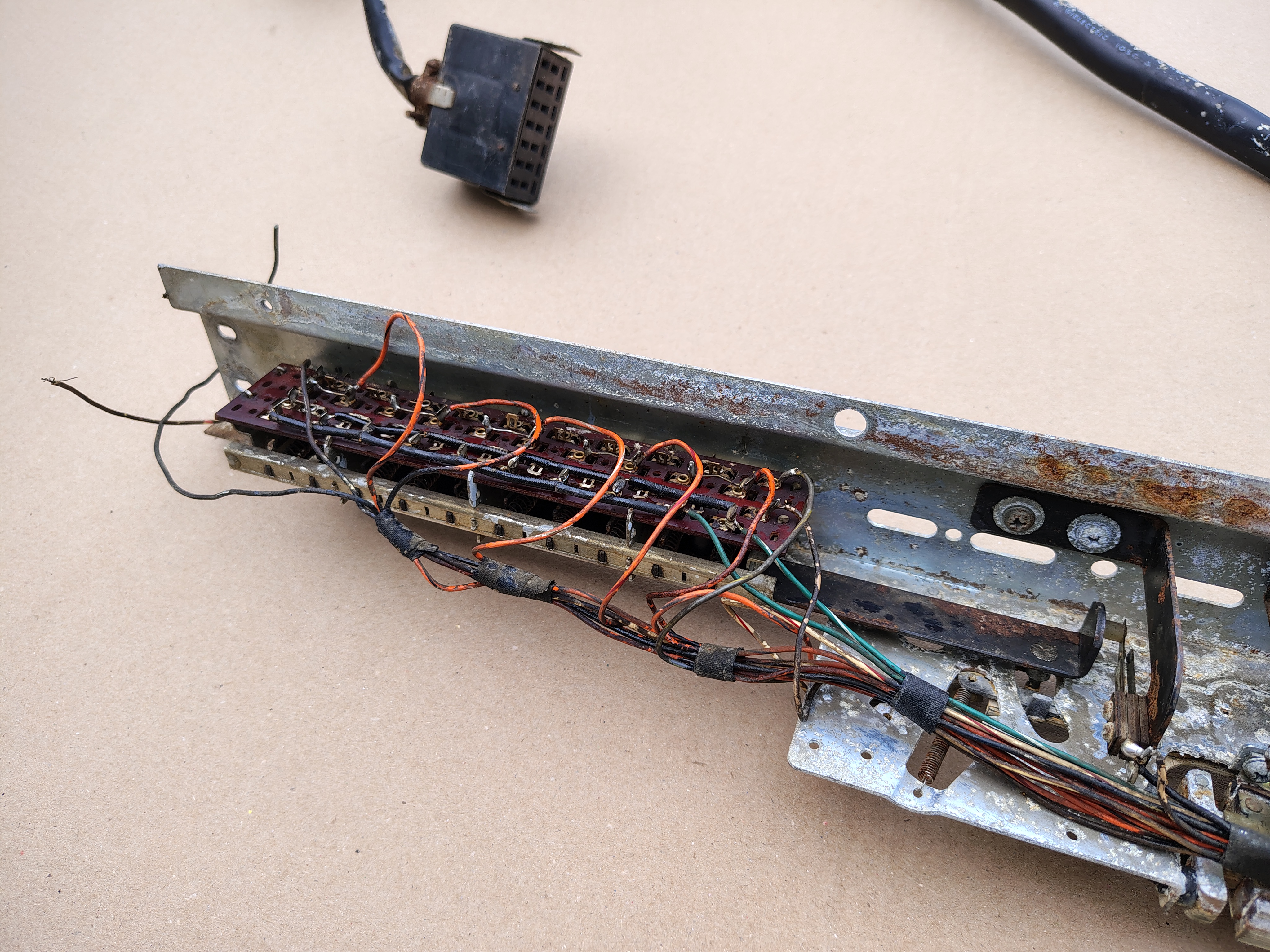 Push Button Panel (Rock-ola 414/ Capri II (1964)