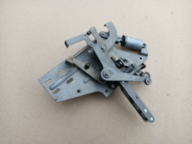 Trip Mechanism Assembly (Seeburg SX 100)