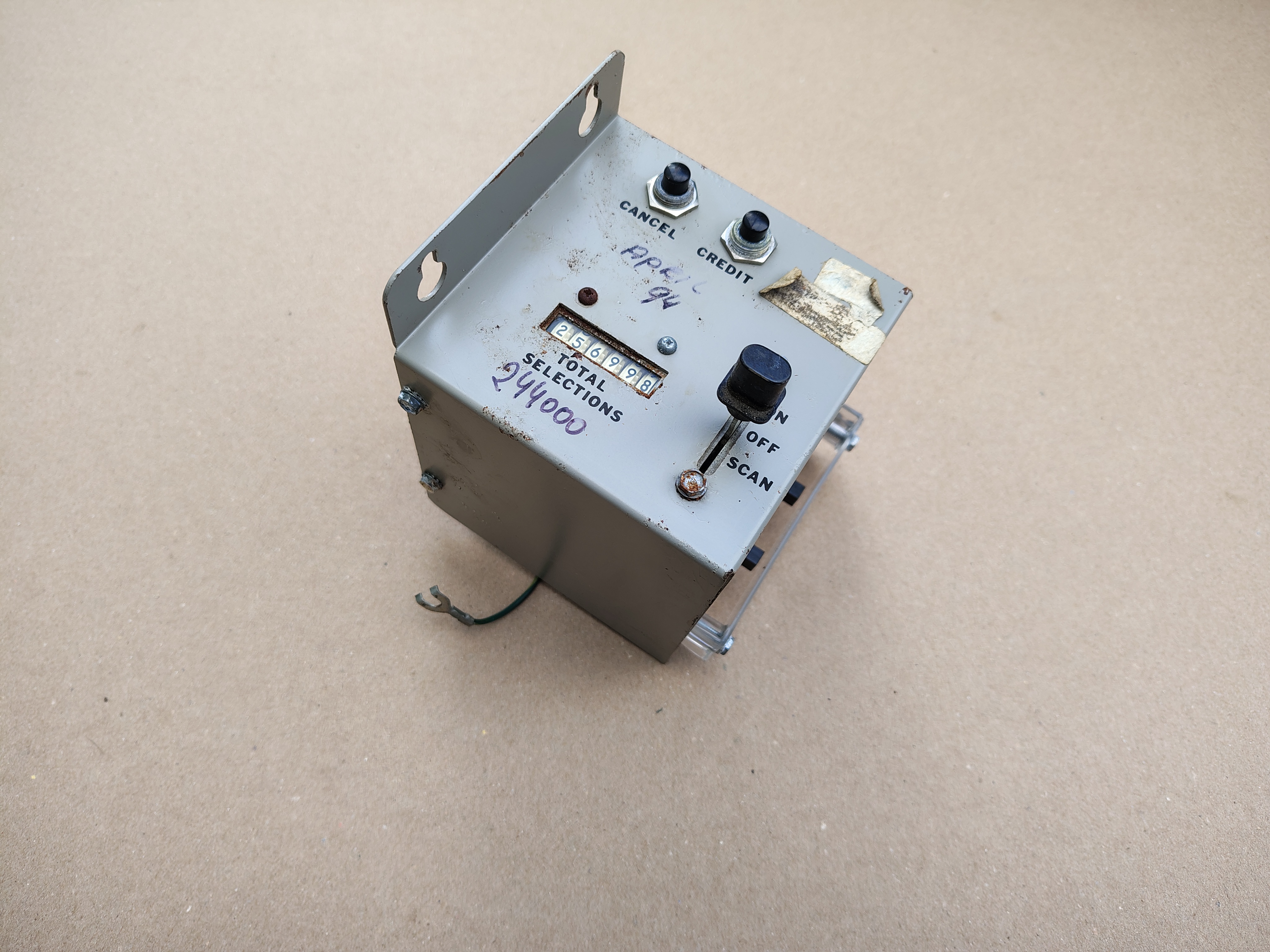 Service Switch (Rowe-AMi Tl-1/ TI-2)