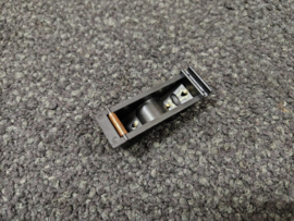 Push Button/ " V " (NSM Prestige) Black
