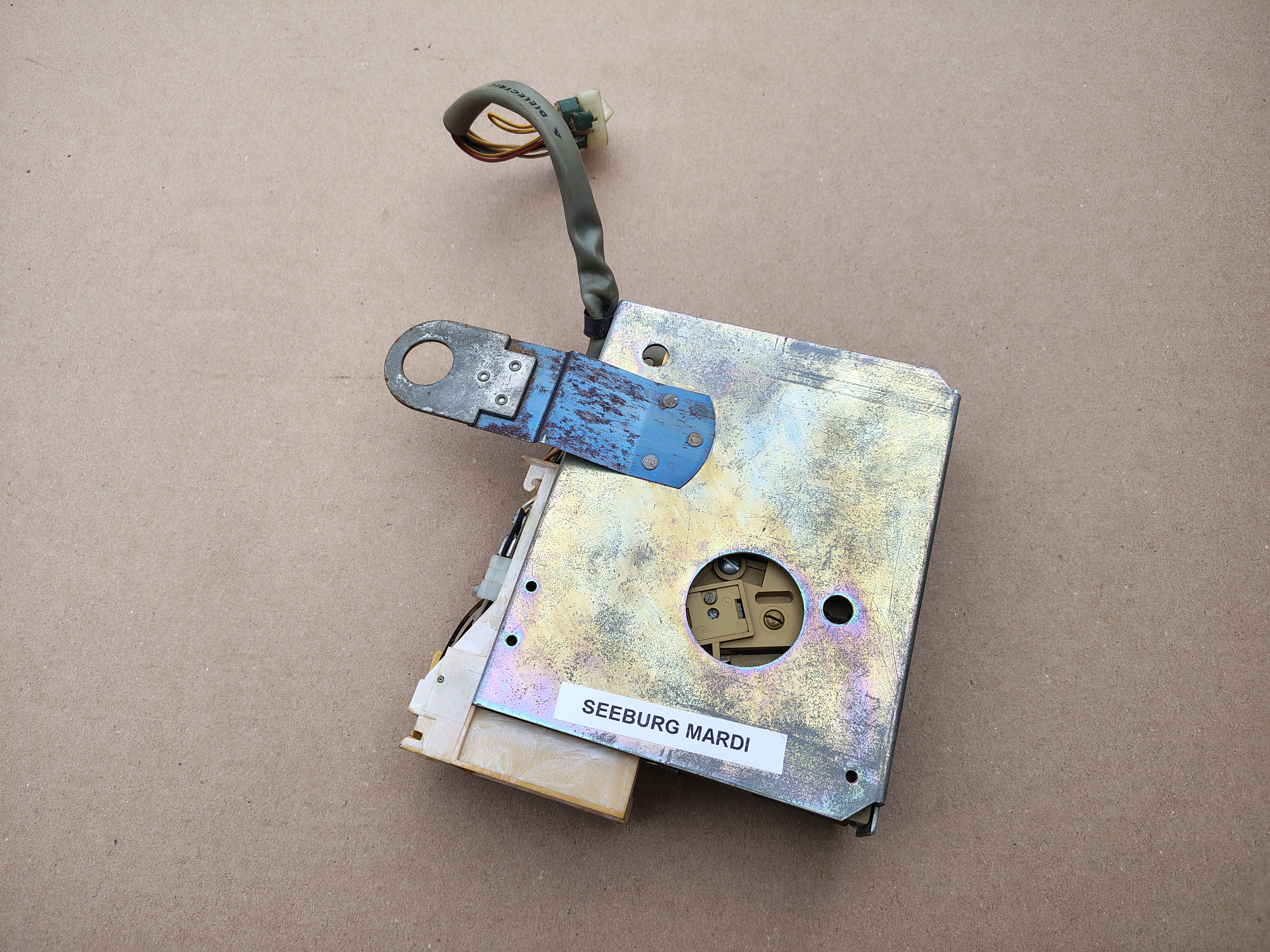 Slug Rejector/ USA (Seeburg Mardi-Gras/ STD4)