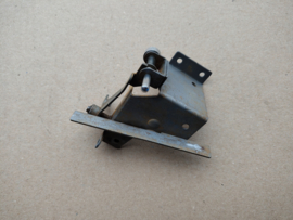 Safety Trip Bracket/ Mechanism (Seeburg LPC1 /LPC480)