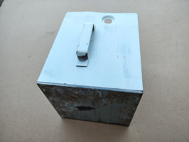Cash Box (AMI F120)