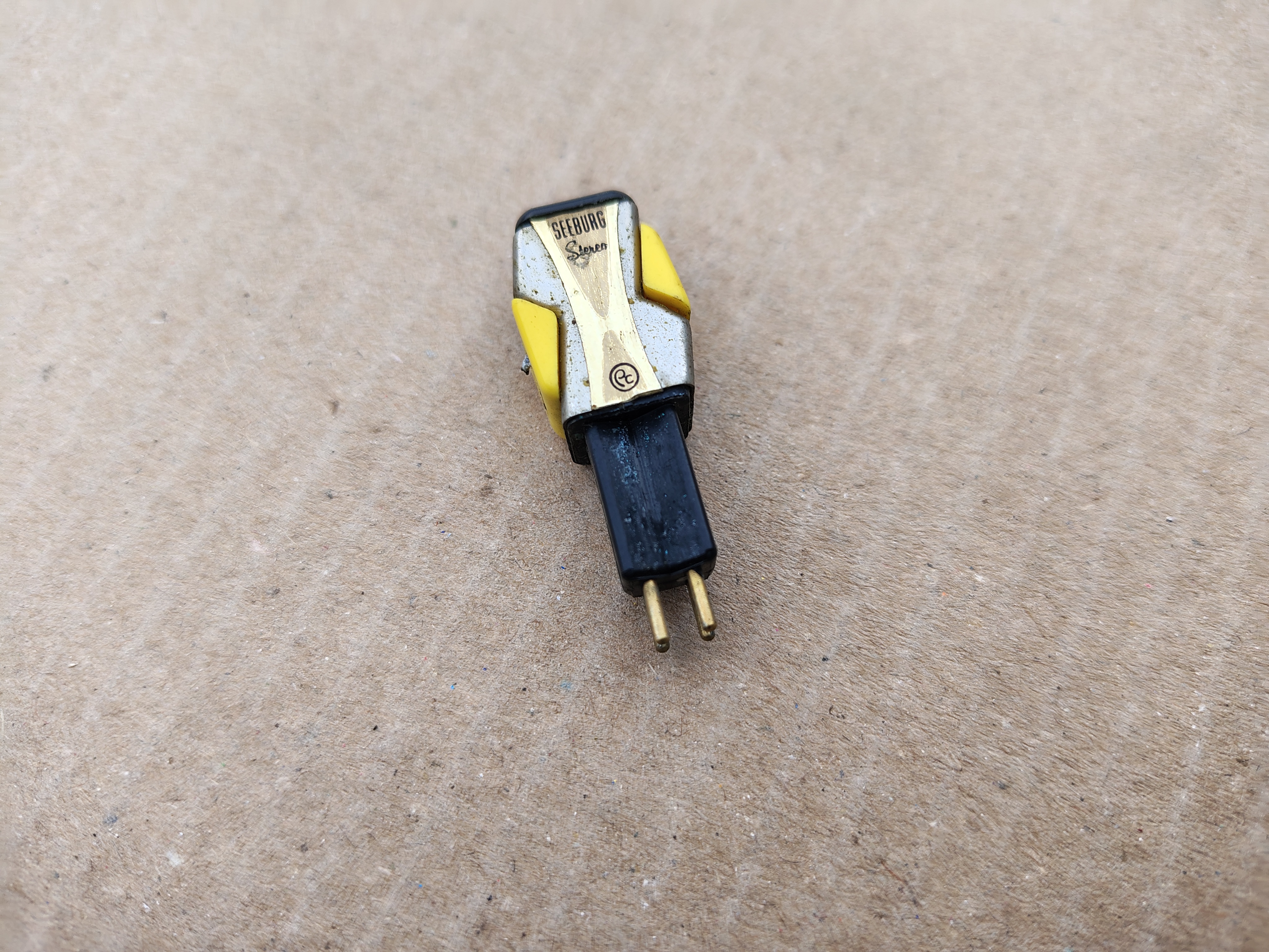 Stereo/ Cartridge (Seeburg/ Showcase- Disco/ Div)