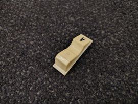 Push Button/ " V " (NSM Prestige) White