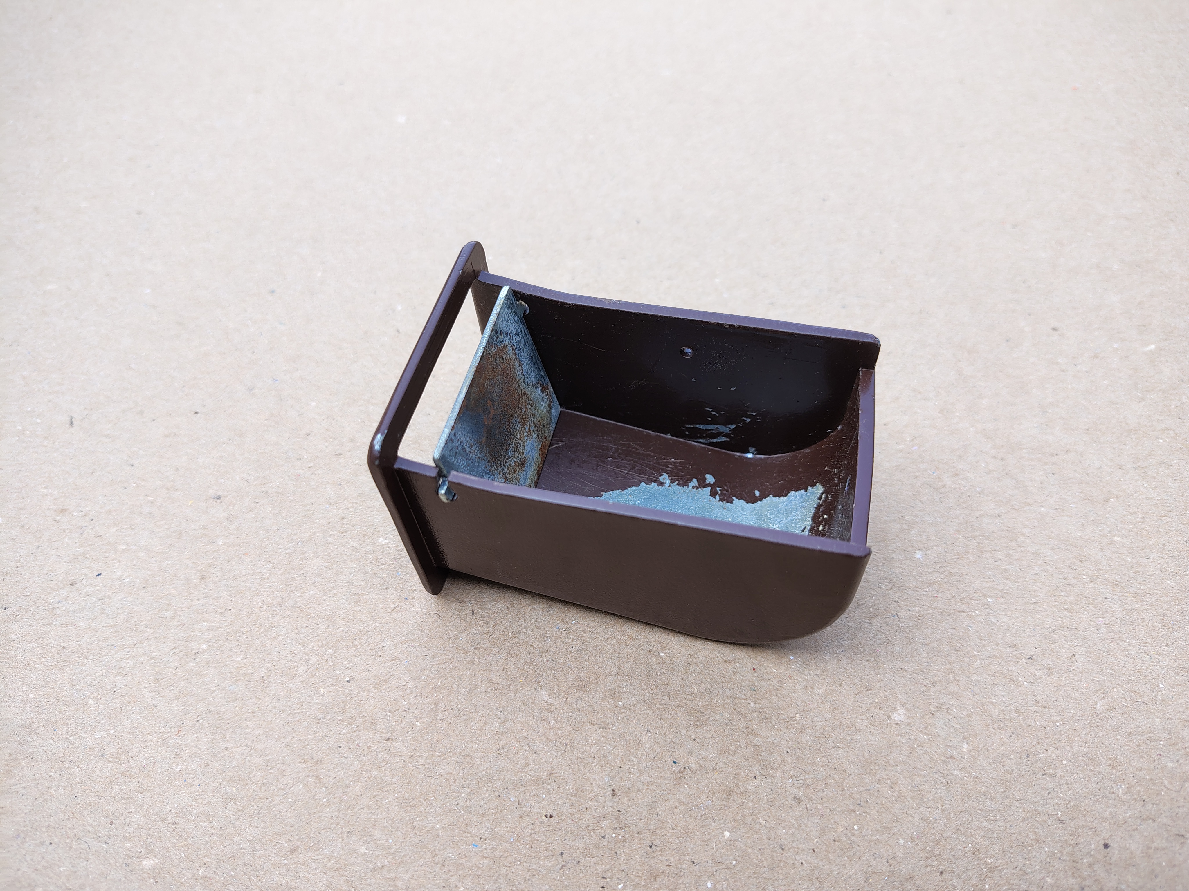 Coin Return Cup (Wurlitzer Tarot 3E)