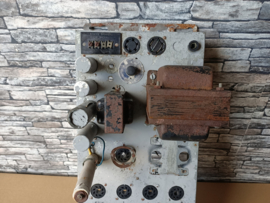 Amplifier (Seeburg 100B)