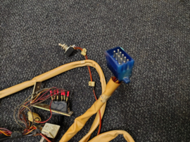 Muting Switch / Mechanism (Wurlitzer 31000/3200/3300)