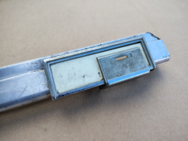 Dome List/ Under (AMi G200)