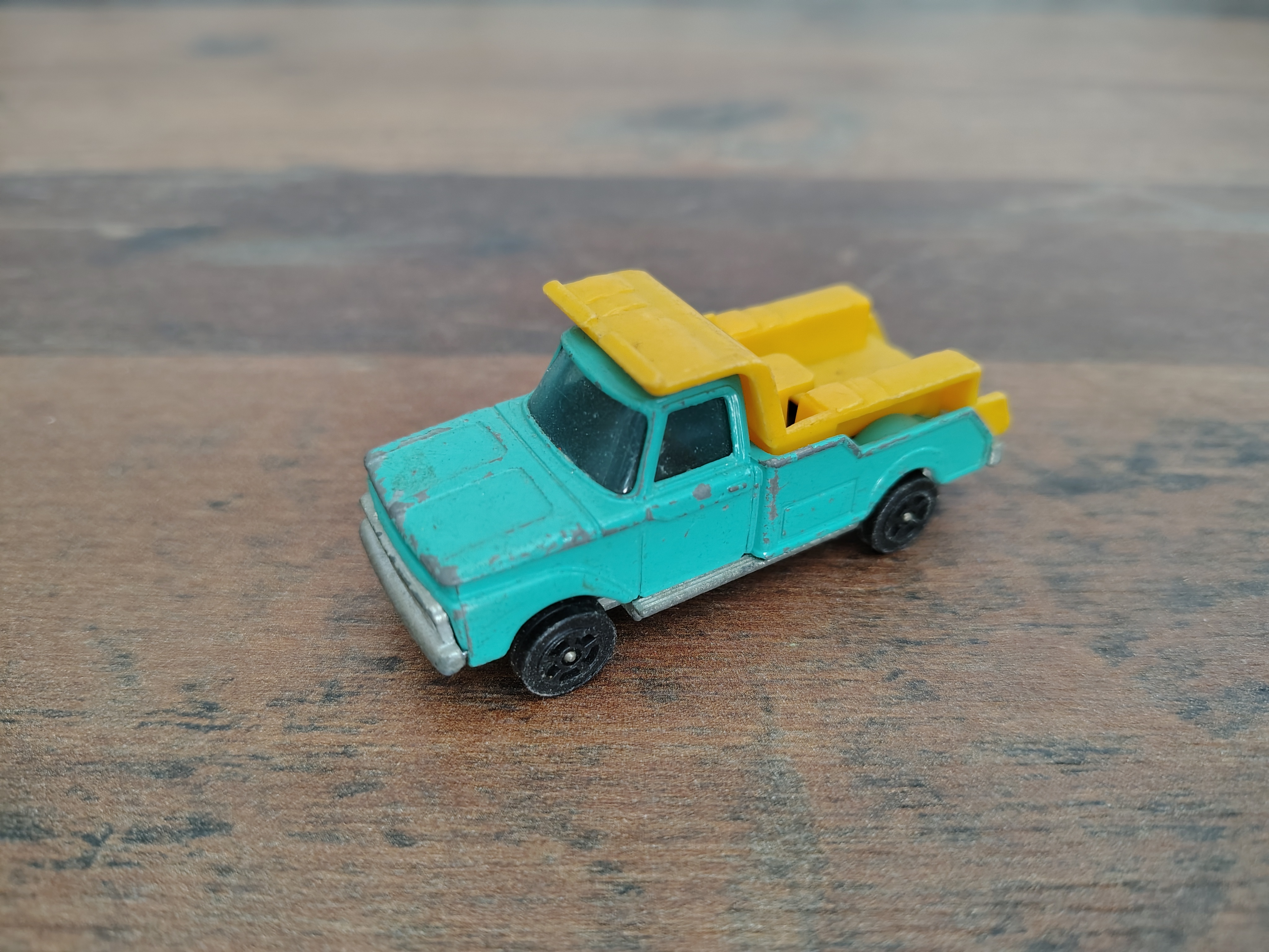 Ford Camper/ Pick-up/ 1969/ Corgi Juniors