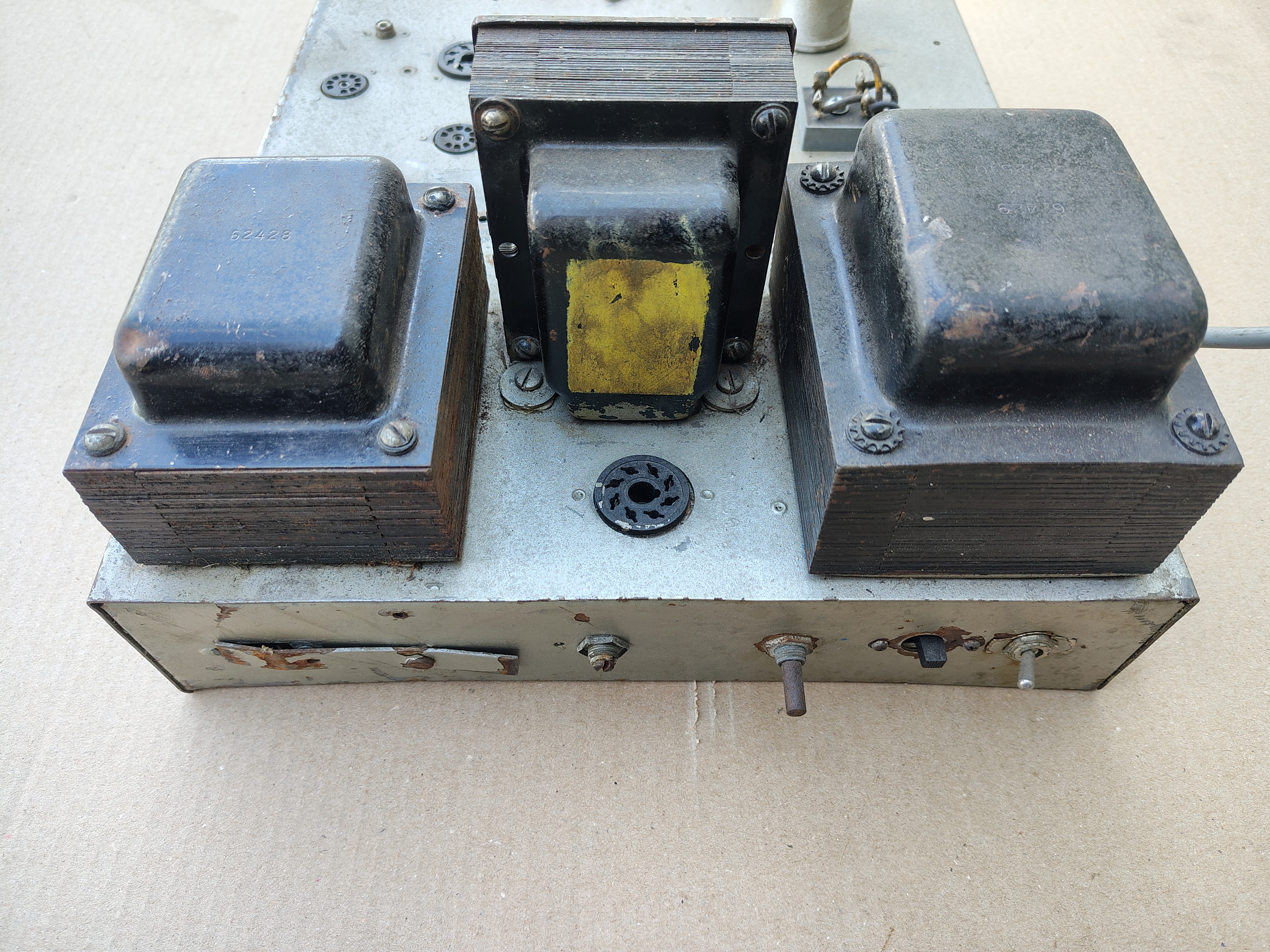 Tube Ampilier 528 (Wurlitzer 1800)