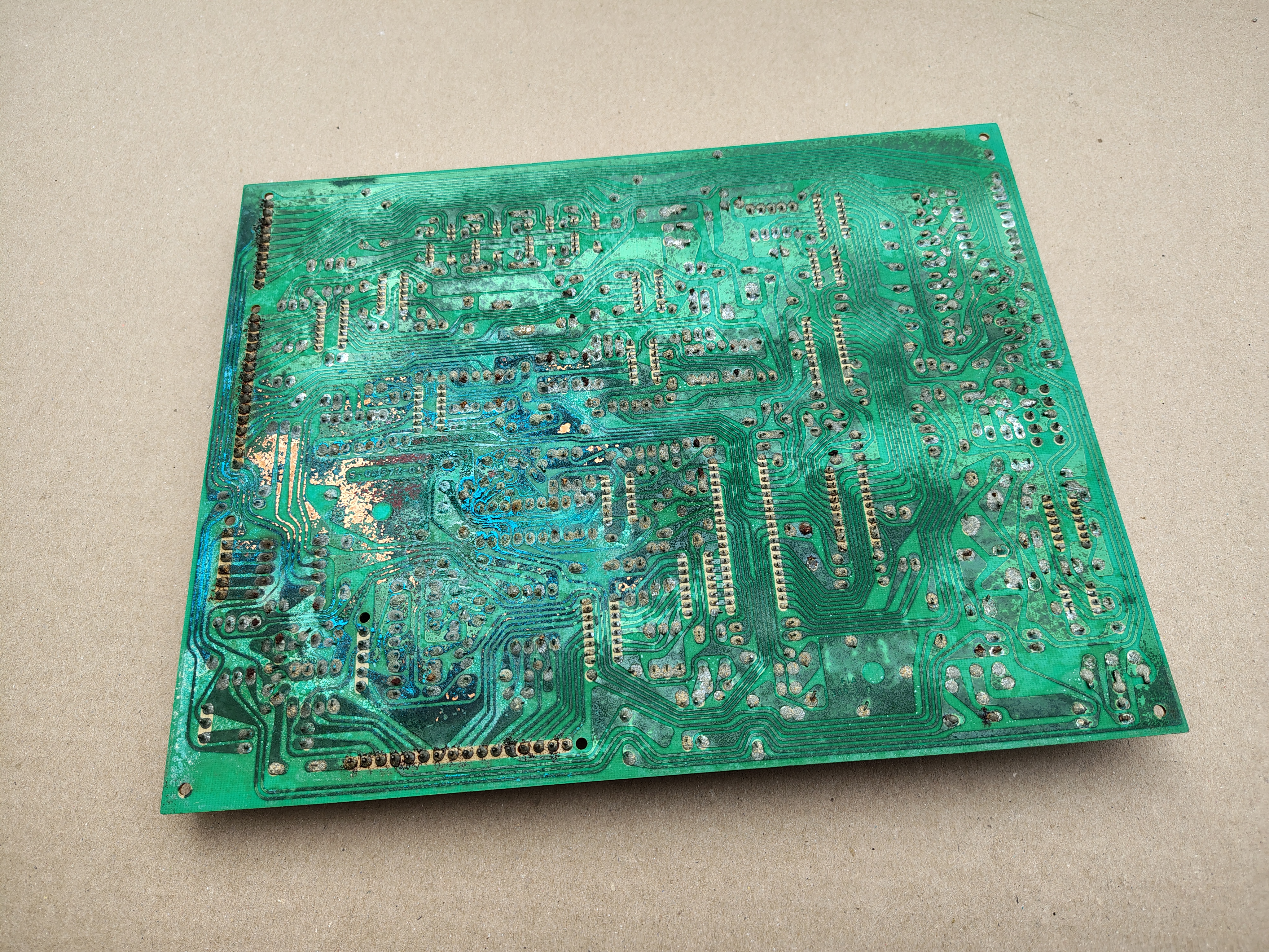 Center Control Computer/ 6-08871-01 (Rowe-AMi/ R84/R85/R85/R87/R88)