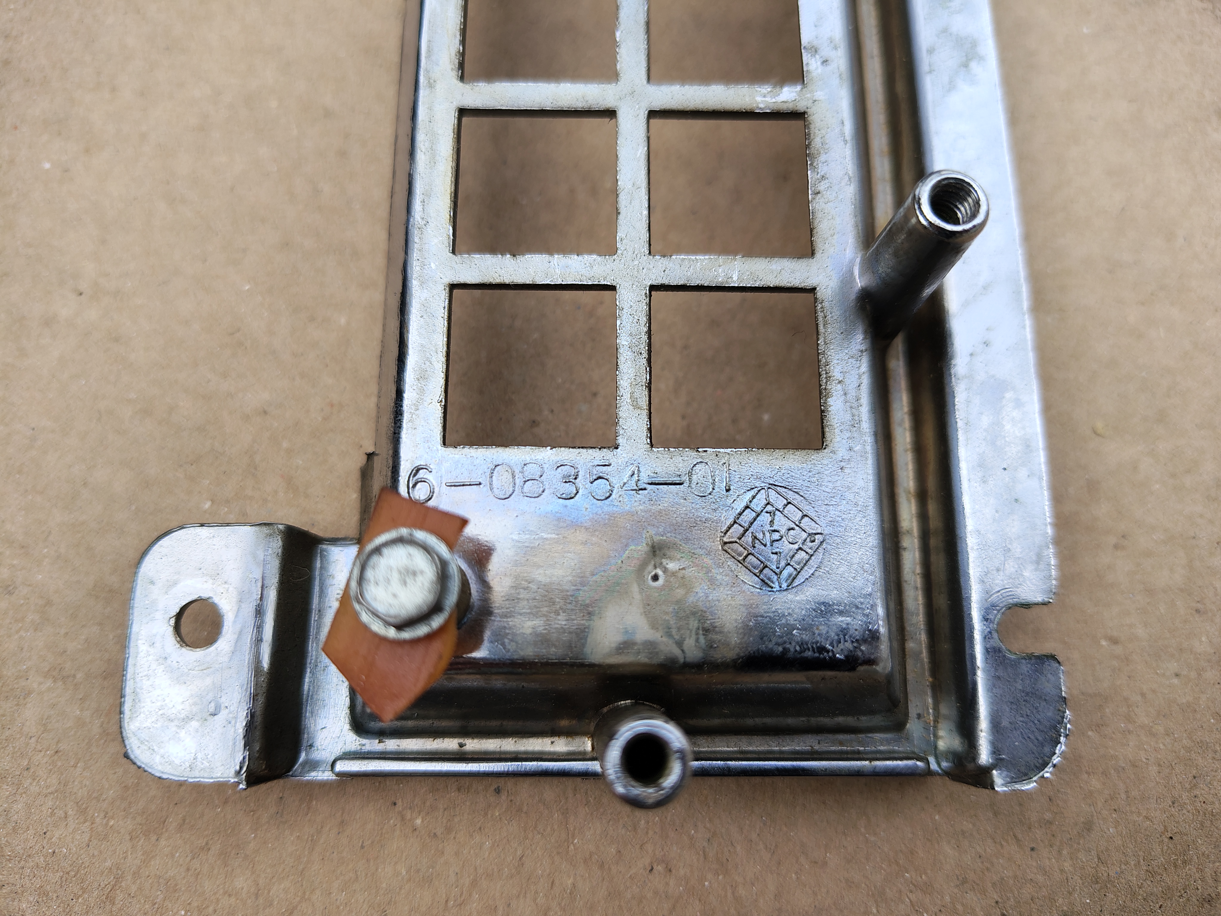 Keyboard/ Casting/ 6-08354-01 (Rowe-AMi RI-2)