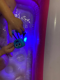 Glo Pals light up cubes Blair blauw