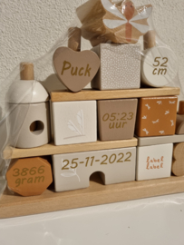 Label Label - Houten blokkenhuis- Nougat