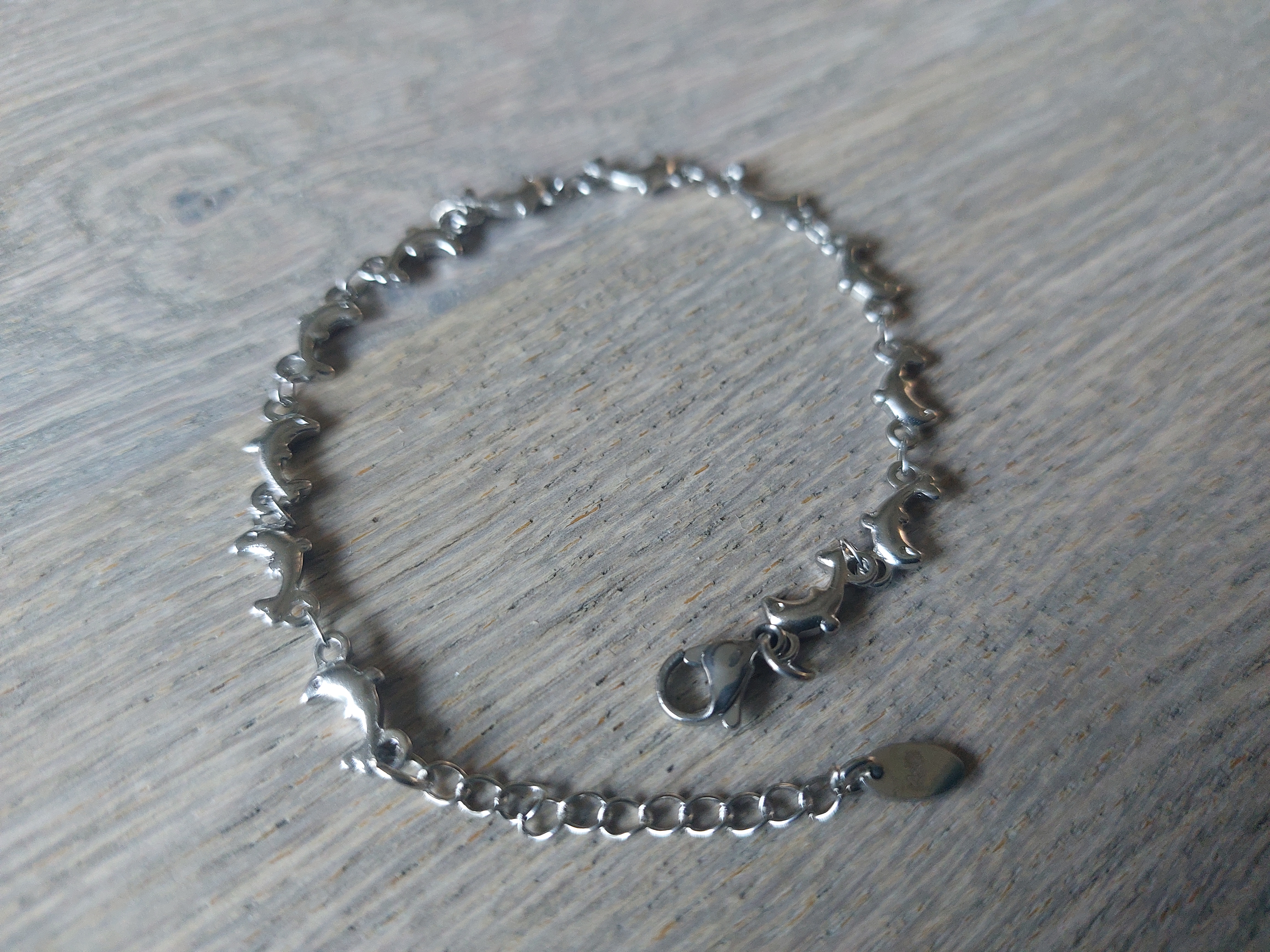 Armband dolfijntjes zilverkleuring 2544, KalliKalli