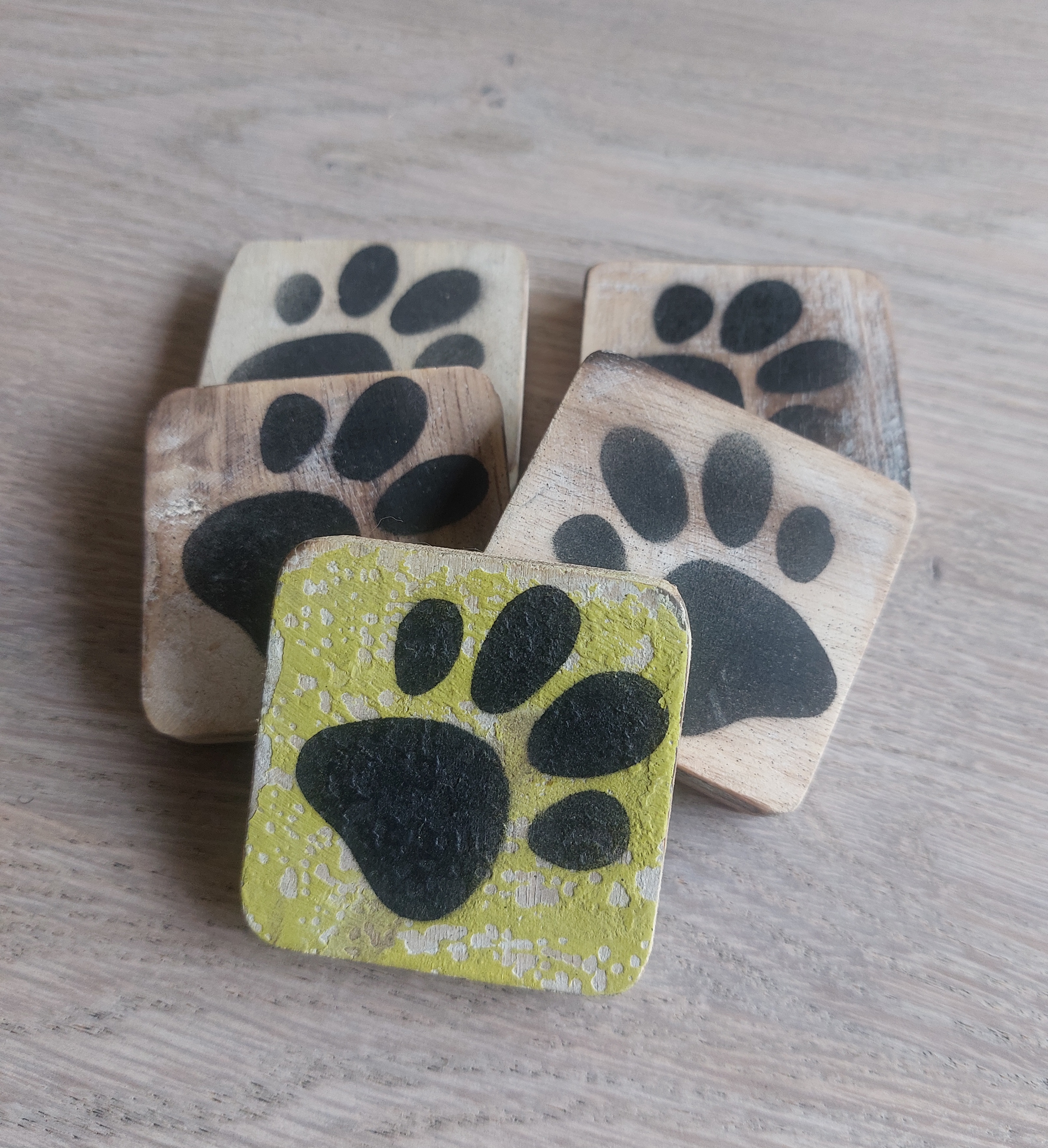 Houten dierenpootje