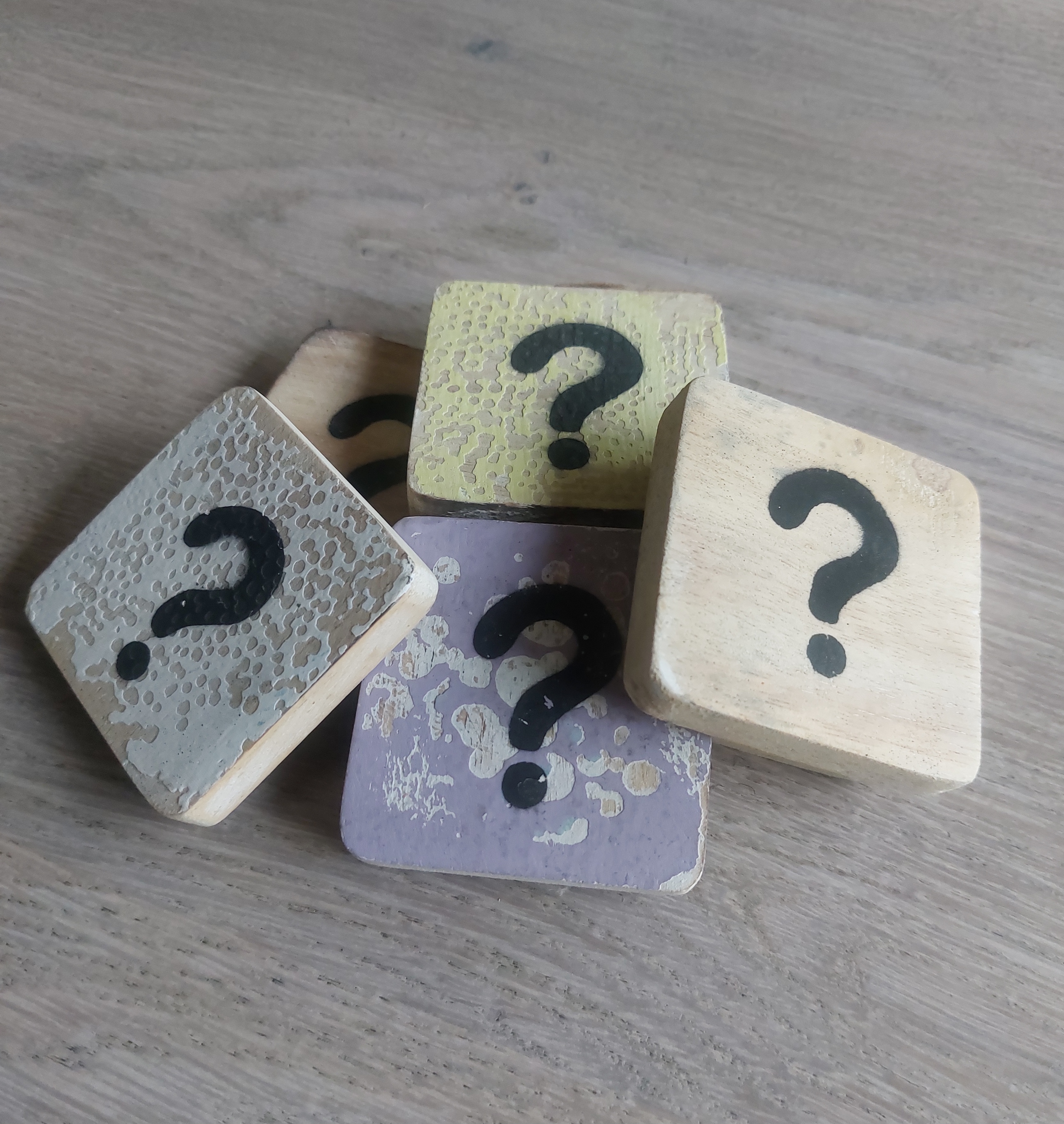 Houten vraagteken ?