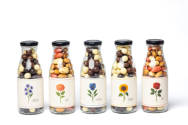 BLOEMEN - Veel beterschap (x4 xl-fles choco crisp)