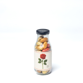 BLOEMEN - Veel liefs (4x flesjes choco amandelen)
