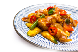 Chicken with vegetables in dark ketjap sauce