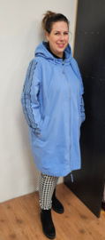 Zhenzi zomerjas Eila