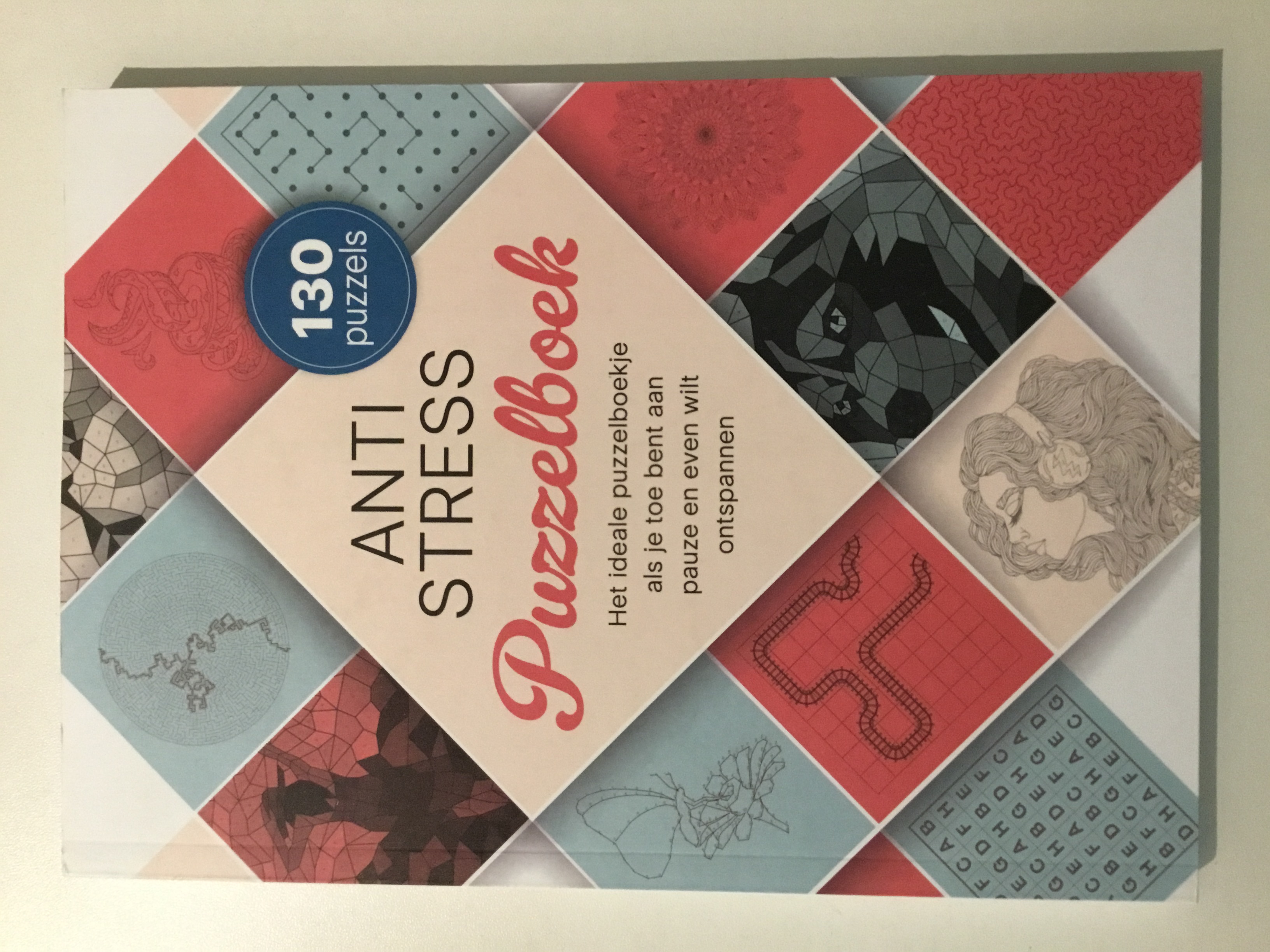 MINDFUL ANTI-STRESS PUZZELBOEK