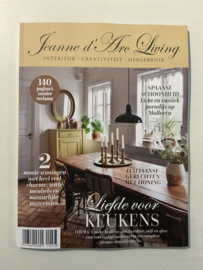 JEANNE D' ARC LIVING