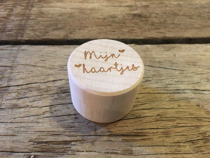 DOTTI MIJN EERSTE HAARTJES