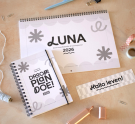 Droom, Plan & Doe // LUNA Familieplanner 2026 // XL Maandkalender Gezinsplanner Zes Personen // Zwart Wit