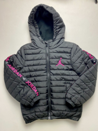 Jordan winterjas maat 122/128
