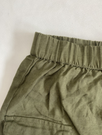 Korte broek maat 122/128