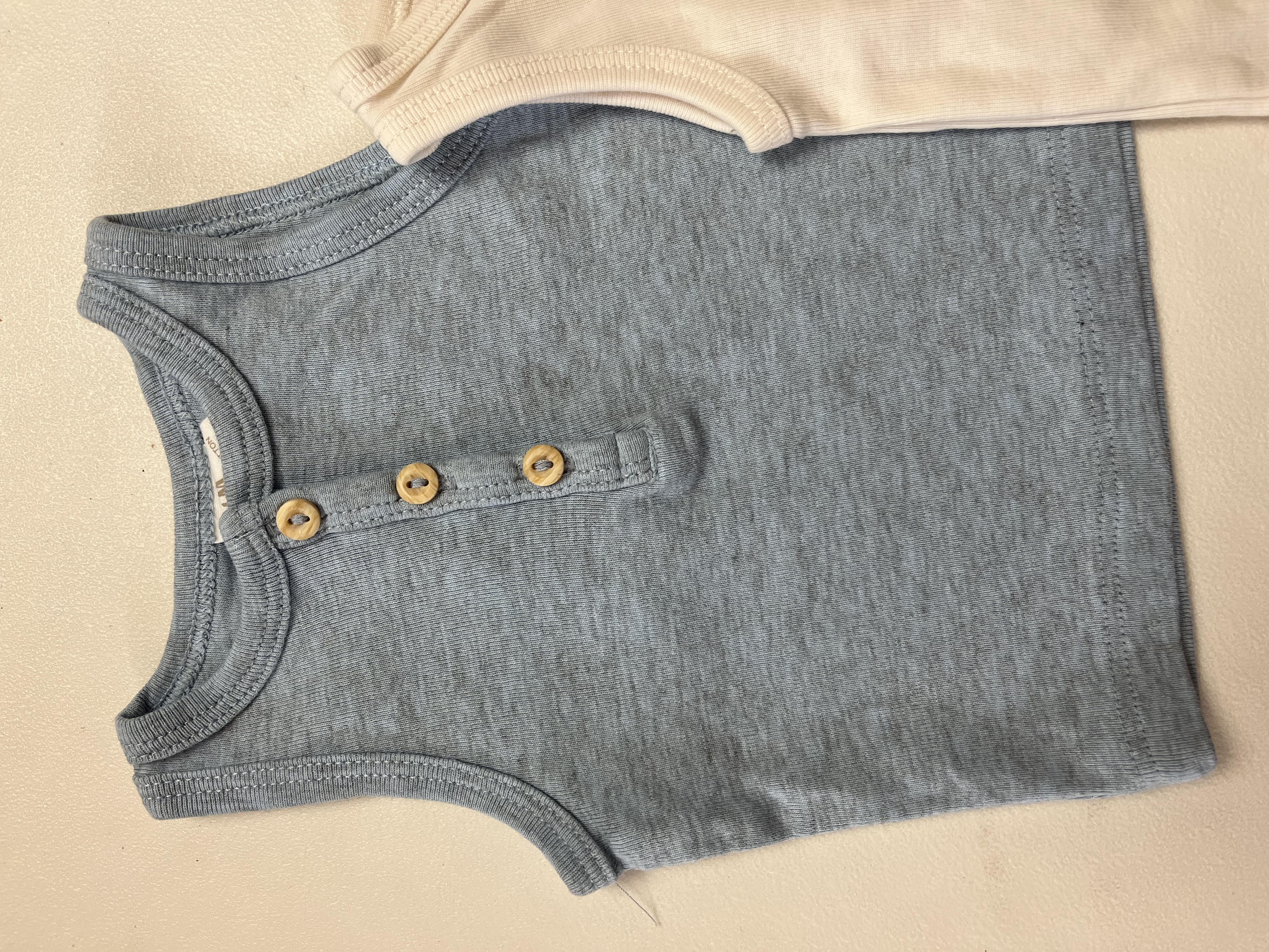 H&M twee hemdjes maat 50