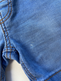 Hema korte broek maat 74