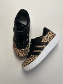 Adidas sneakers maat 30