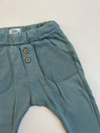 Newbie broekje maat 80