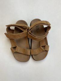 Zara sandalen maat 27