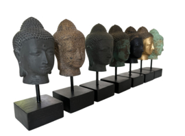 Buddha grijs op stand 6x6x16cm