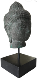 Buddha grijs oxi  op stand 8x8x19cm