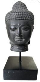 Buddha grijs op stand 8x8x19cm